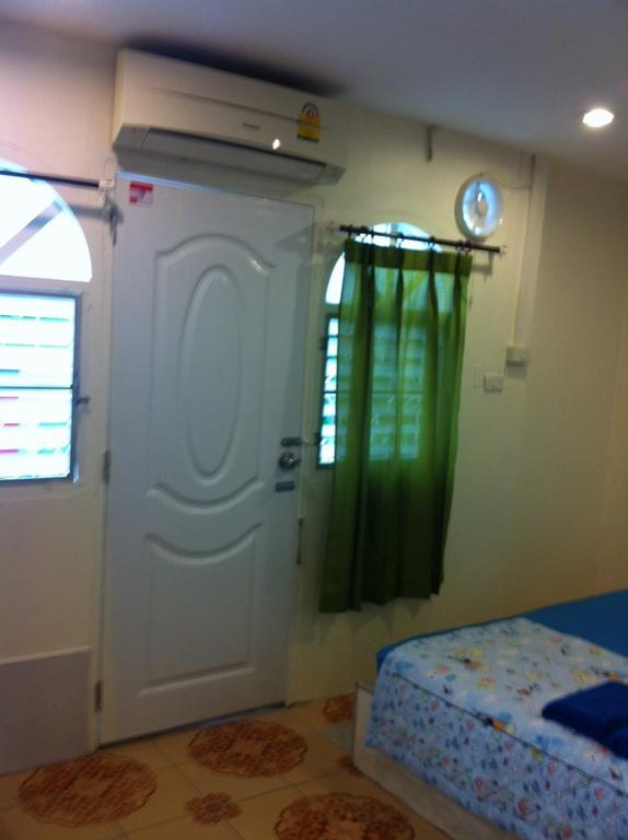 Miggy Guest House (Adults Only) Bangkok Extérieur photo