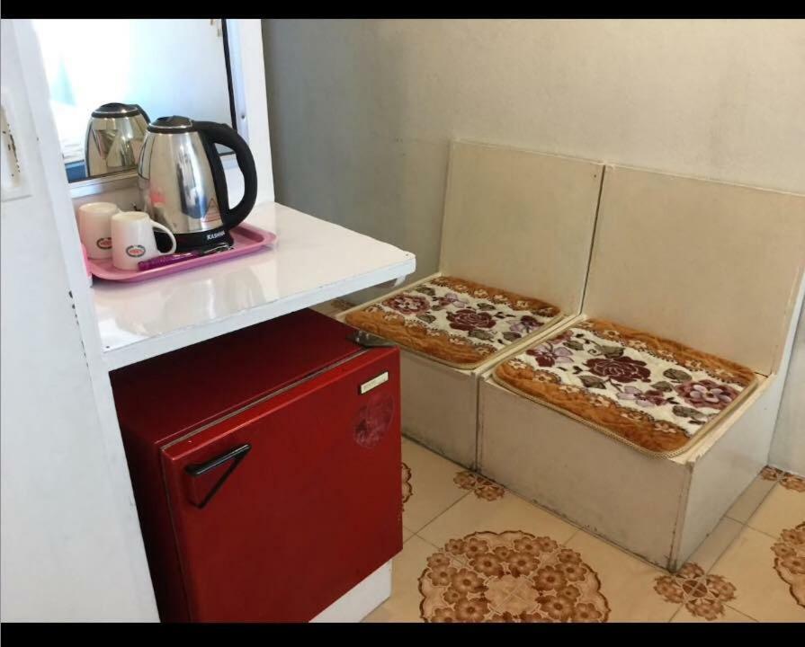 Miggy Guest House (Adults Only) Bangkok Extérieur photo